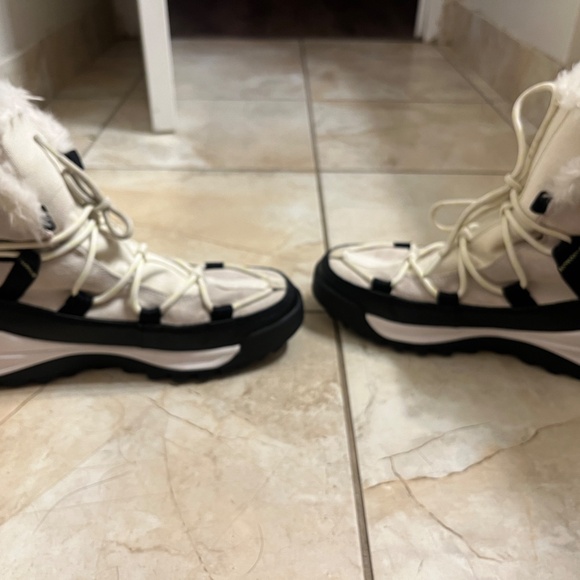 SOREL ONA™ RMX Glacy Plus Women's Waterproof Boot - Picture 9 of 14